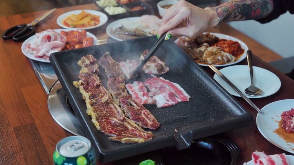 gogi-korean-buffet-grilling