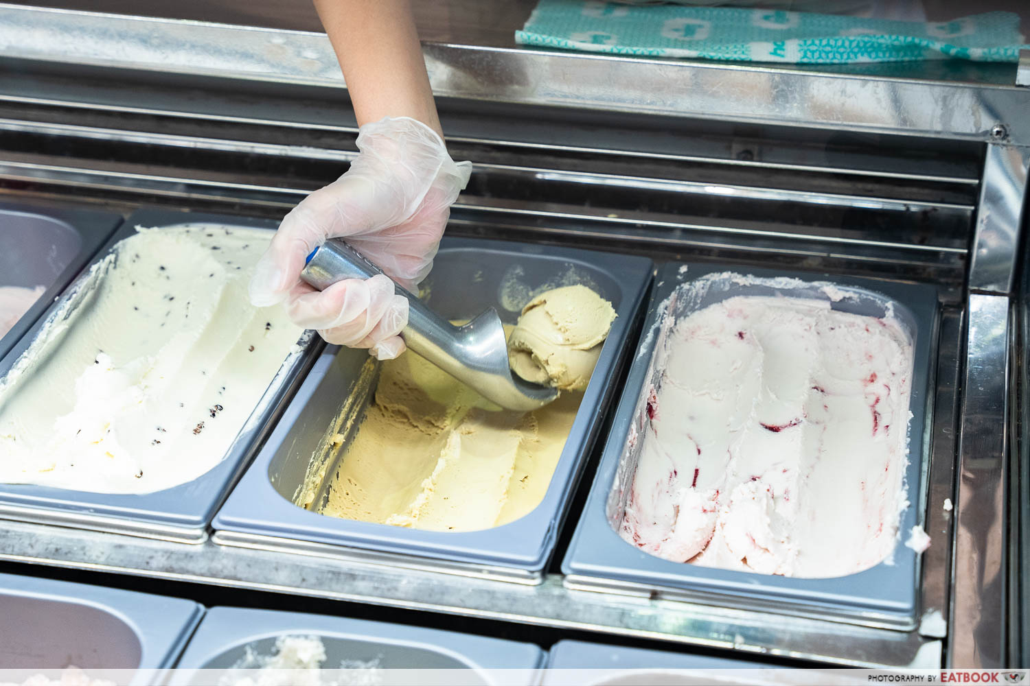 pistachio-gelato-ranked-birds-of-paradise-display