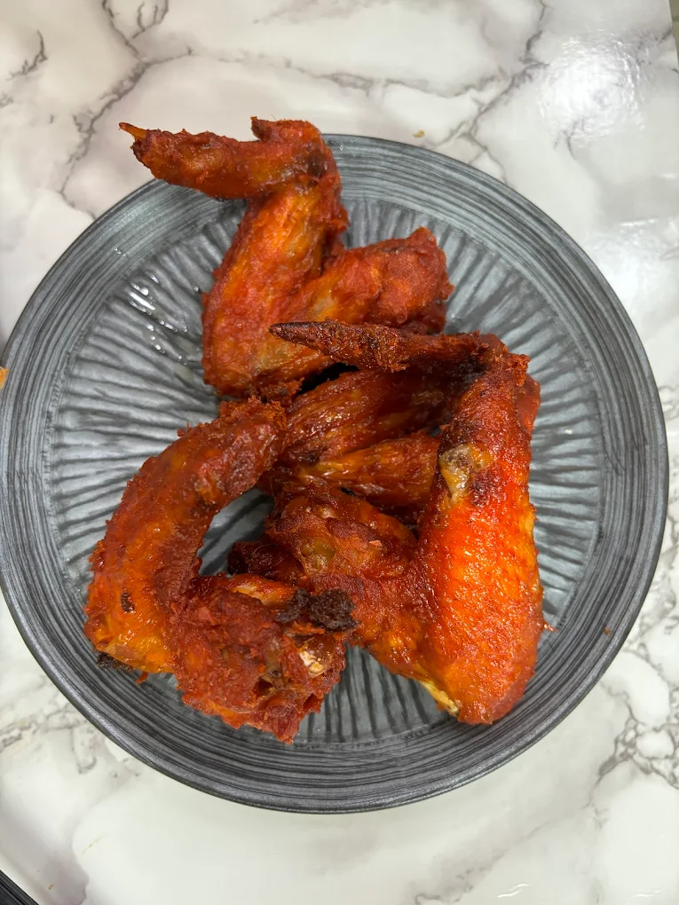 Bao-Er-Cafe-Chicken-Wing