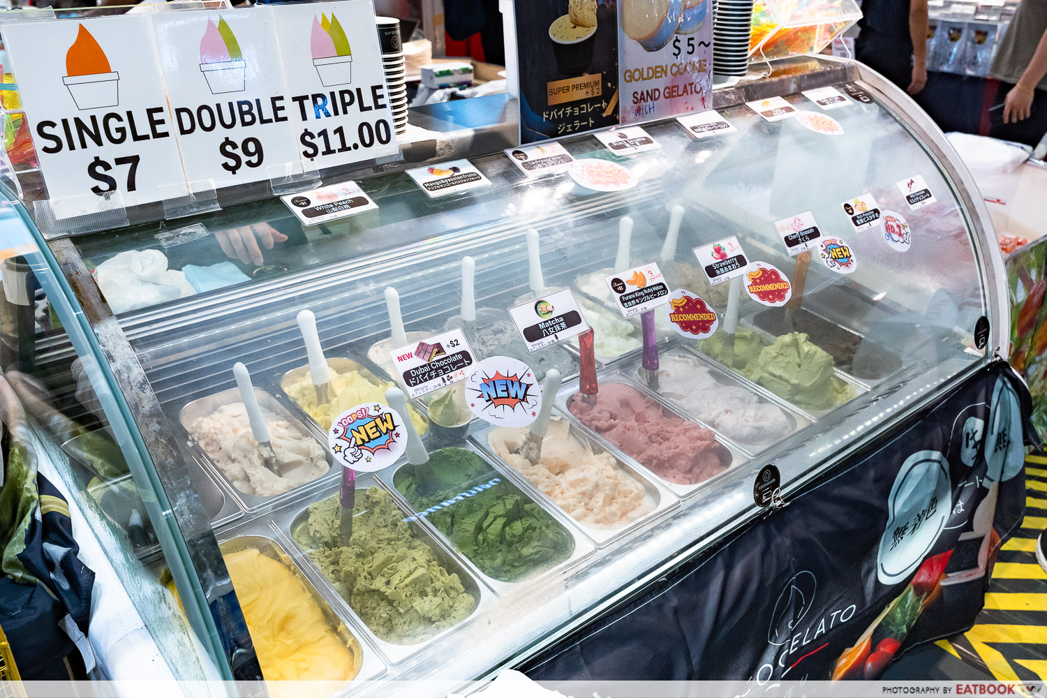 Isetan-Hanabi-Matsuri-Gelato-Displayy