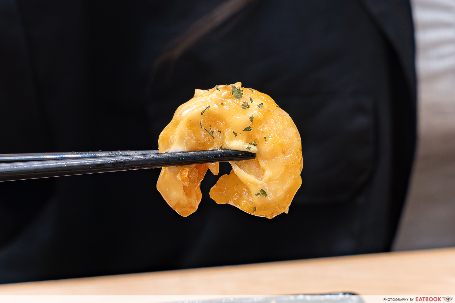 Kyo-Komachi-Fried-Ebi-Mayo-Interaction
