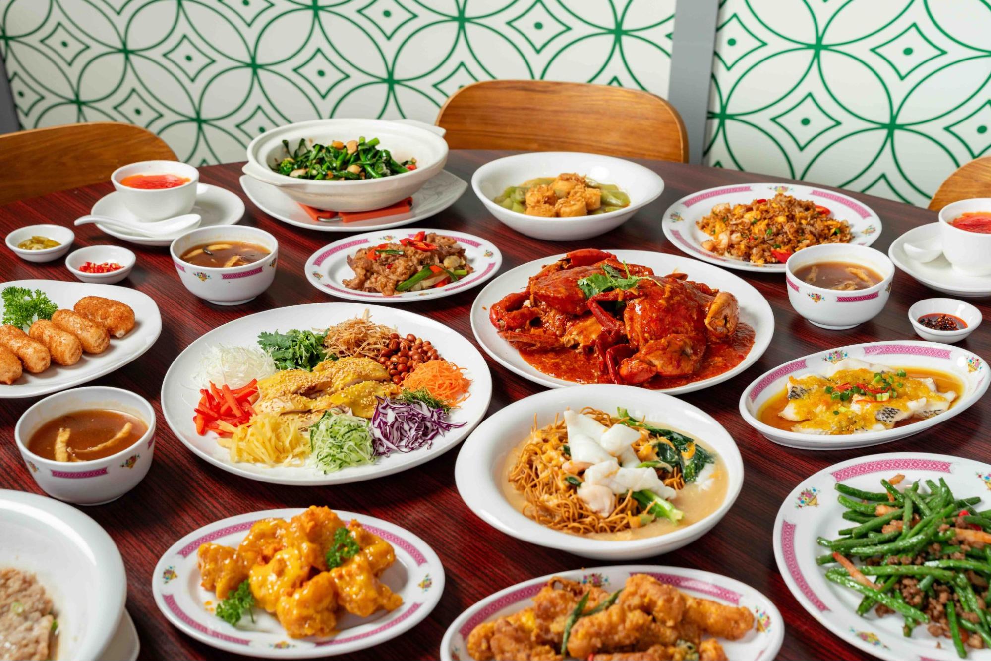 Lo-Hey-Buffet-Flatlay