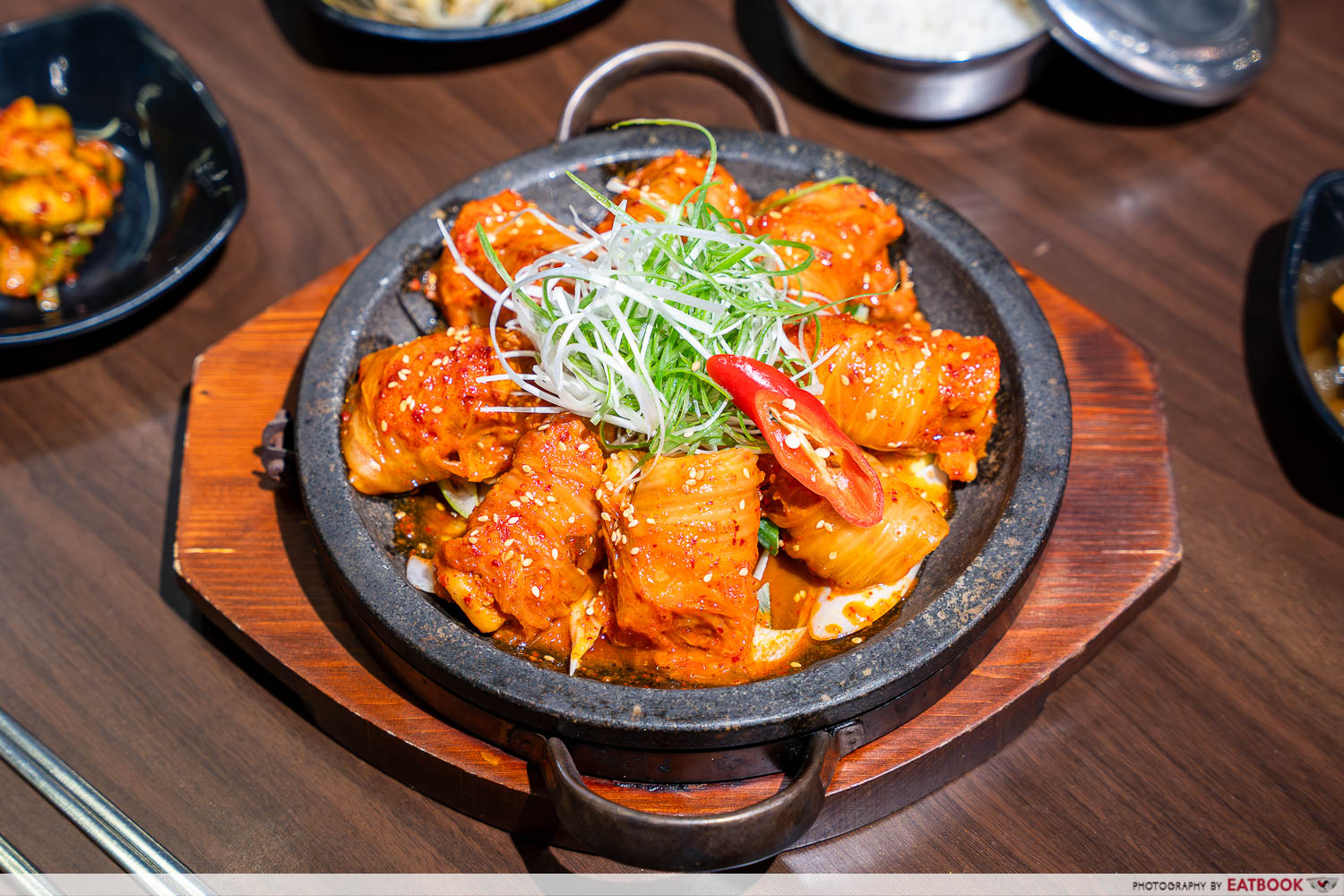 ManNa-Korean-Restaurant-kimchi-roll