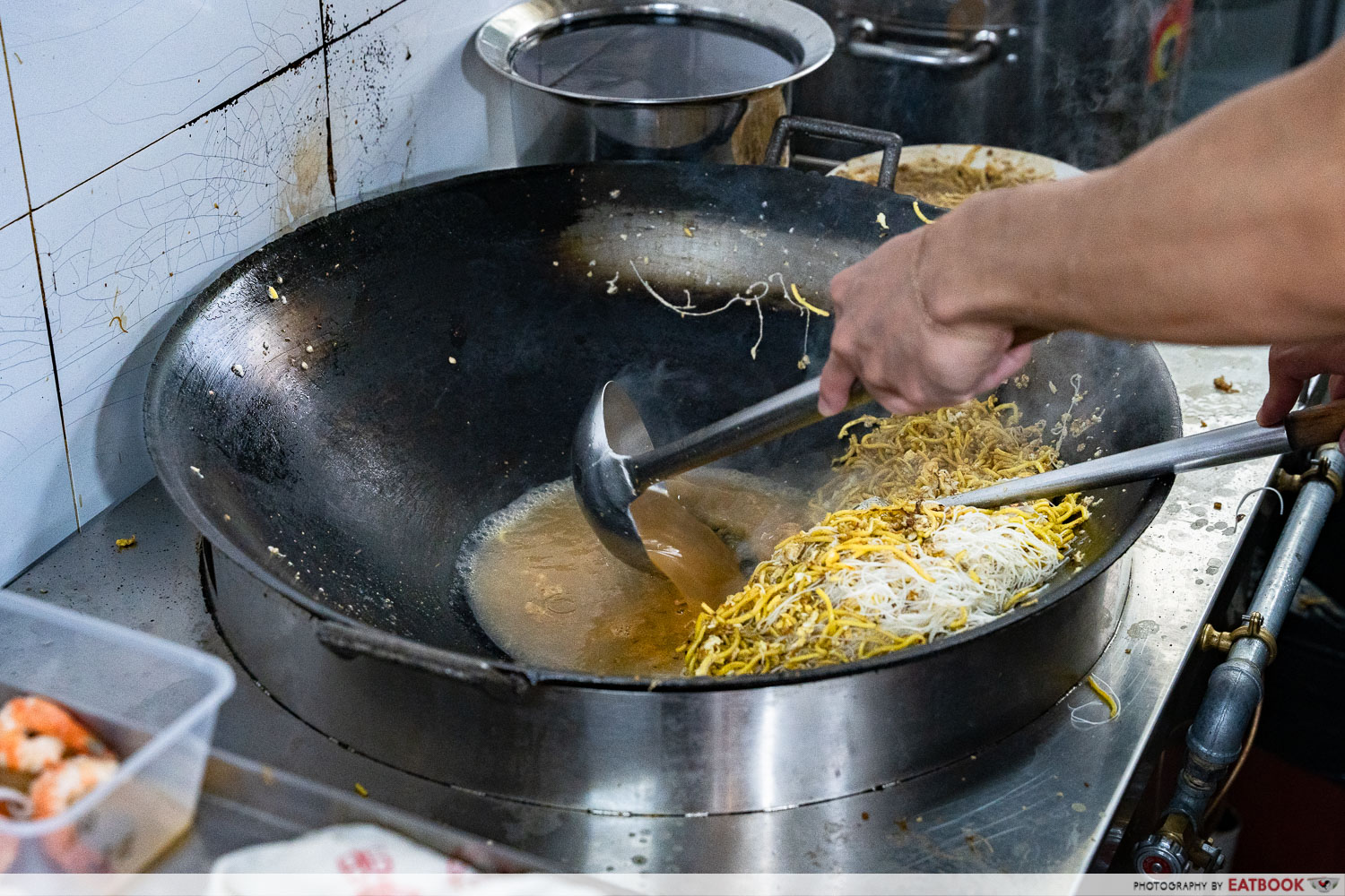 Shiok-Hokkien-Mee-cooking-shot