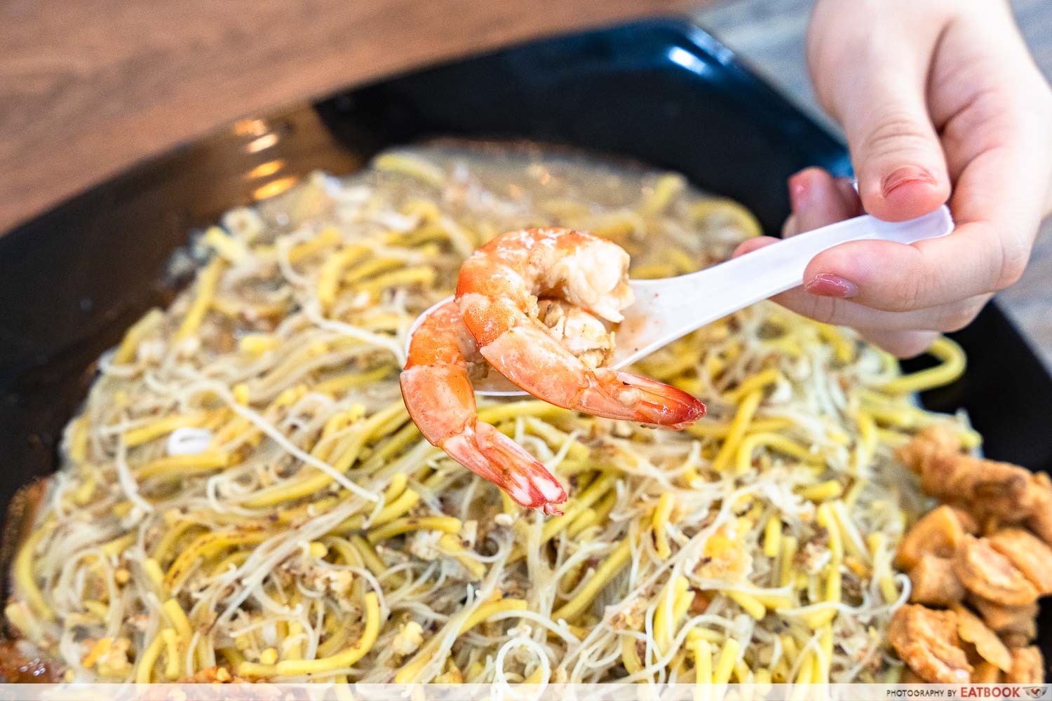 Shiok-Hokkien-Mee-prawns