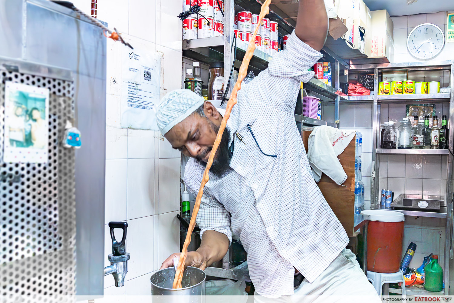 bhai-sarbat-pouring