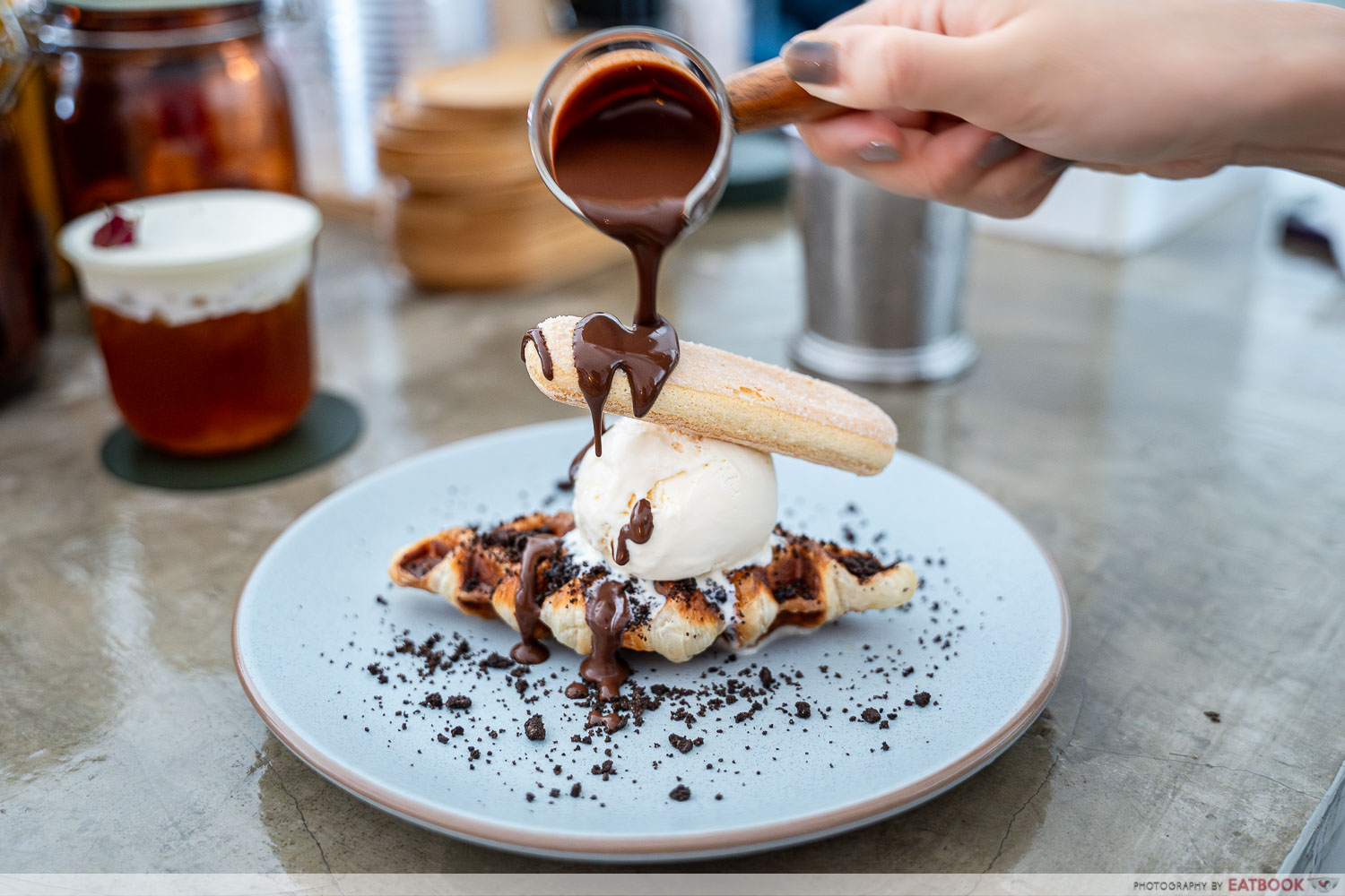 croffle-hiritsu-coffee-roastery-interaction