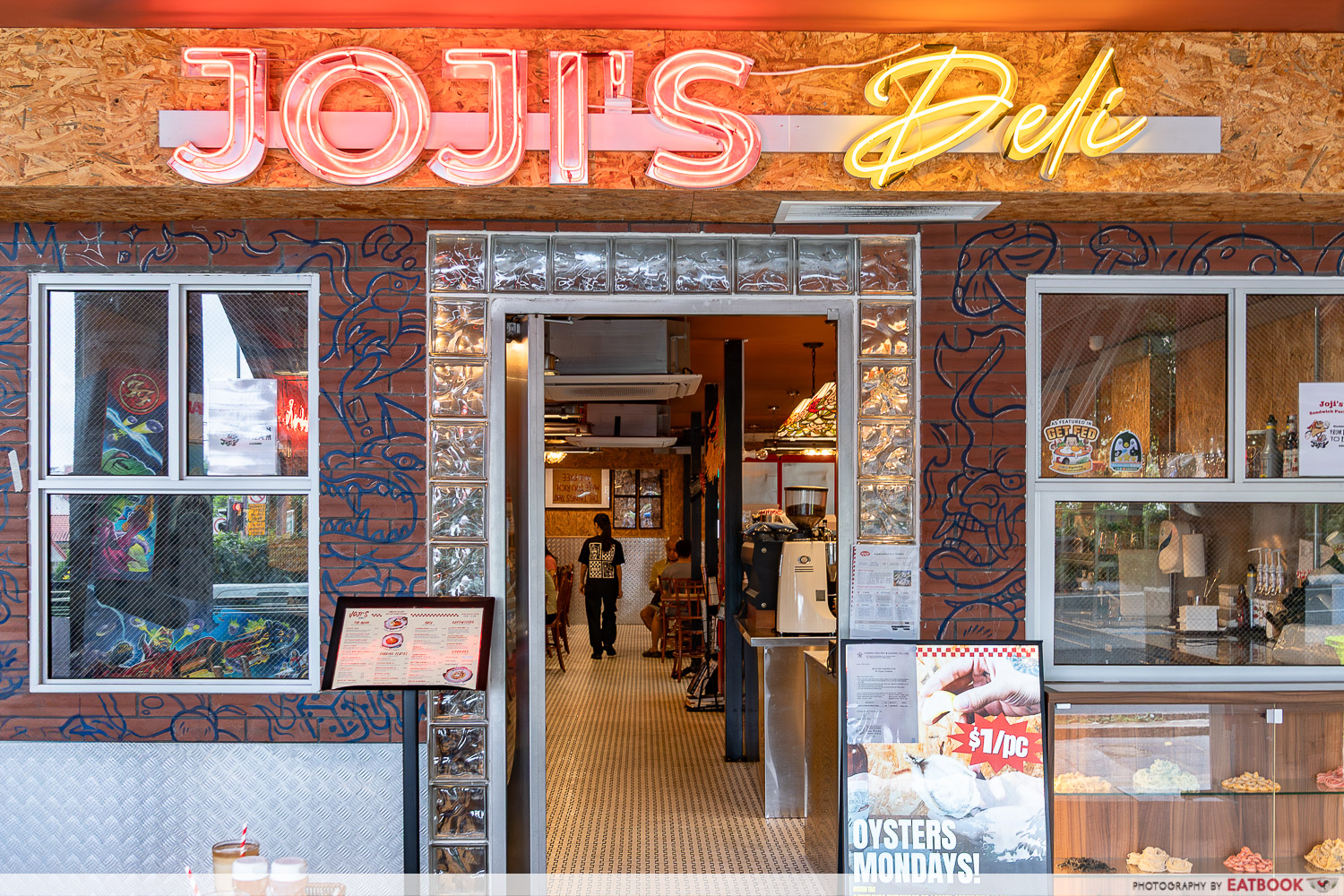 jojis-deli-storefront