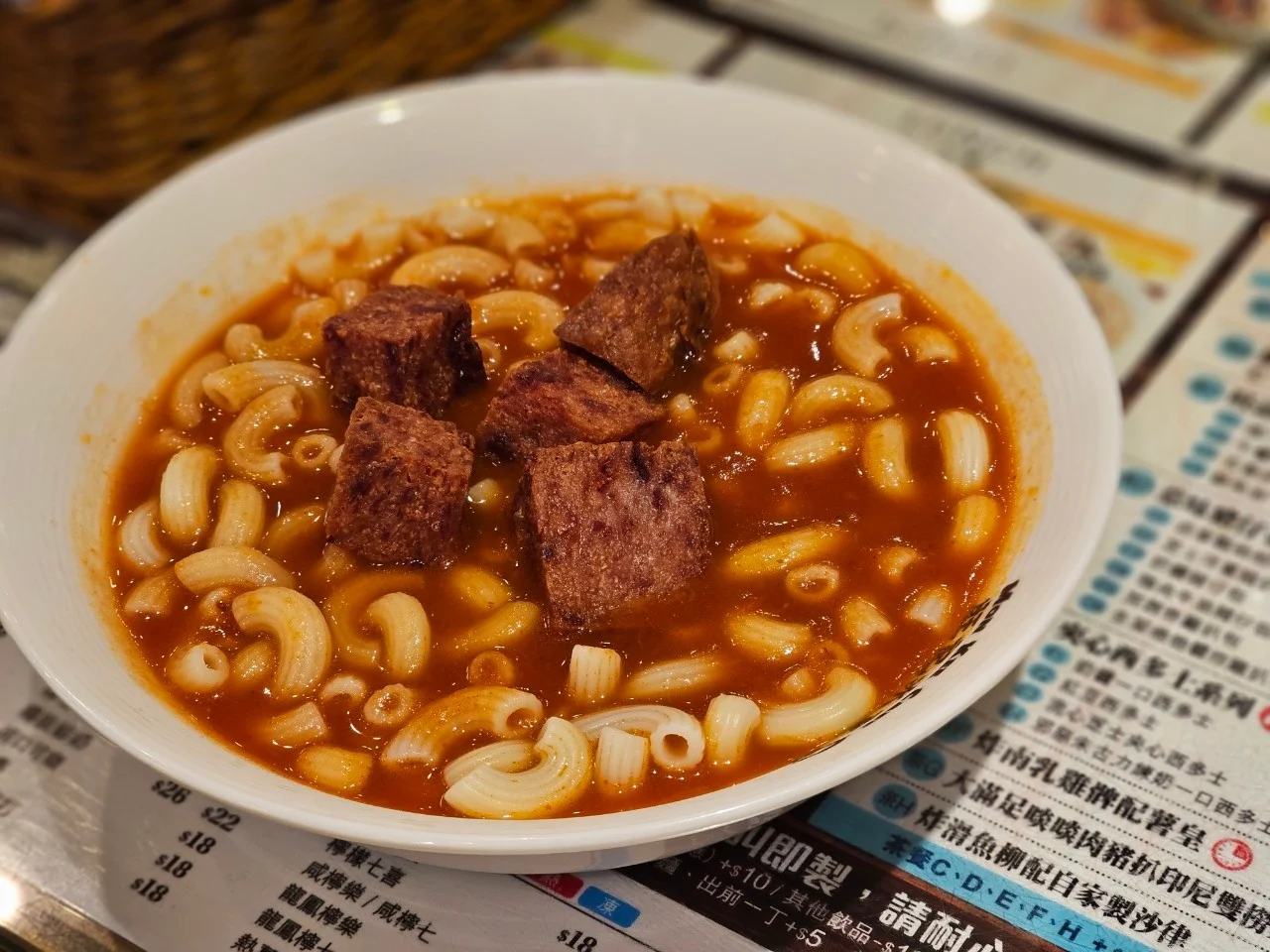 mon-kee-raffles-city-macaroni-soup