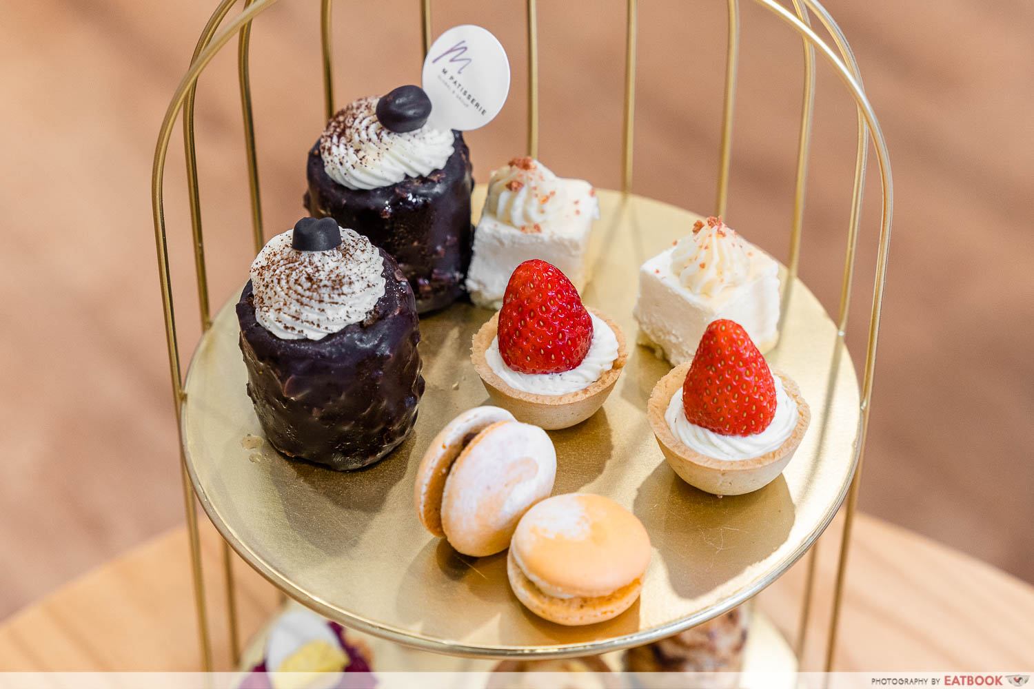 pastries-m-parisserie-flatlay