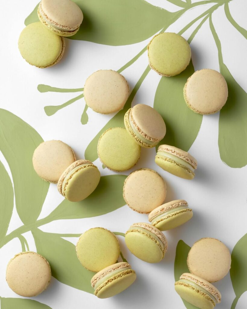pistachio-macarons-pierre-herme