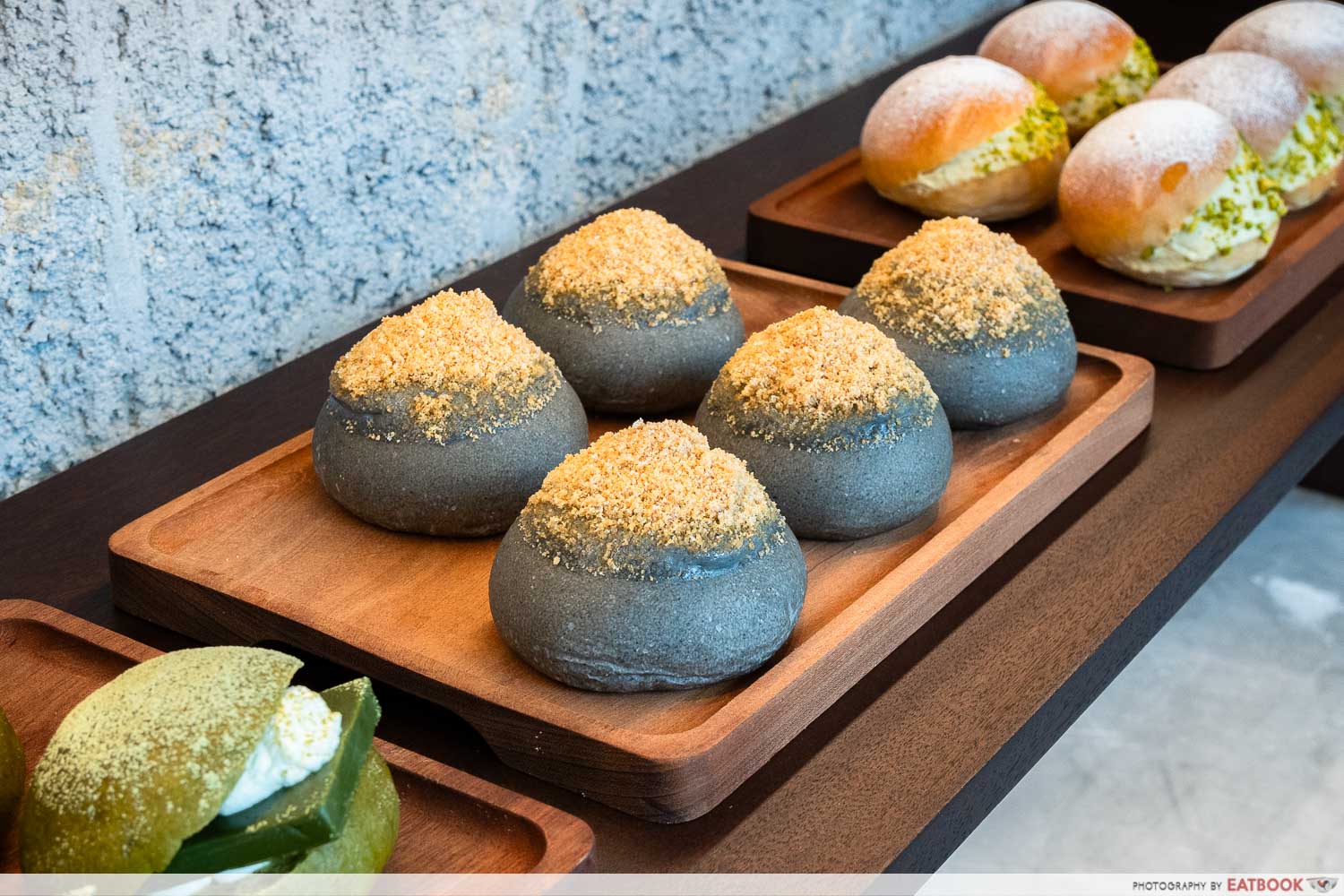 Alice-Boulangerie-bakery-black-sesame-buns