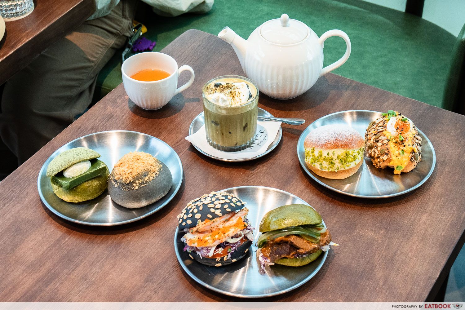 Alice-Boulangerie-bakery-flatlay