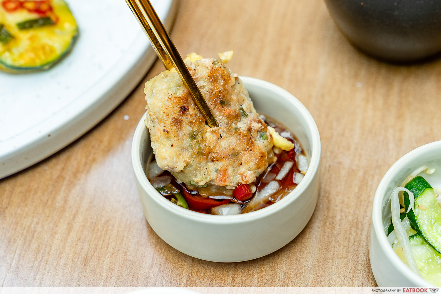 Gwangjang-Gaon-Modm-Jeon-Dipping