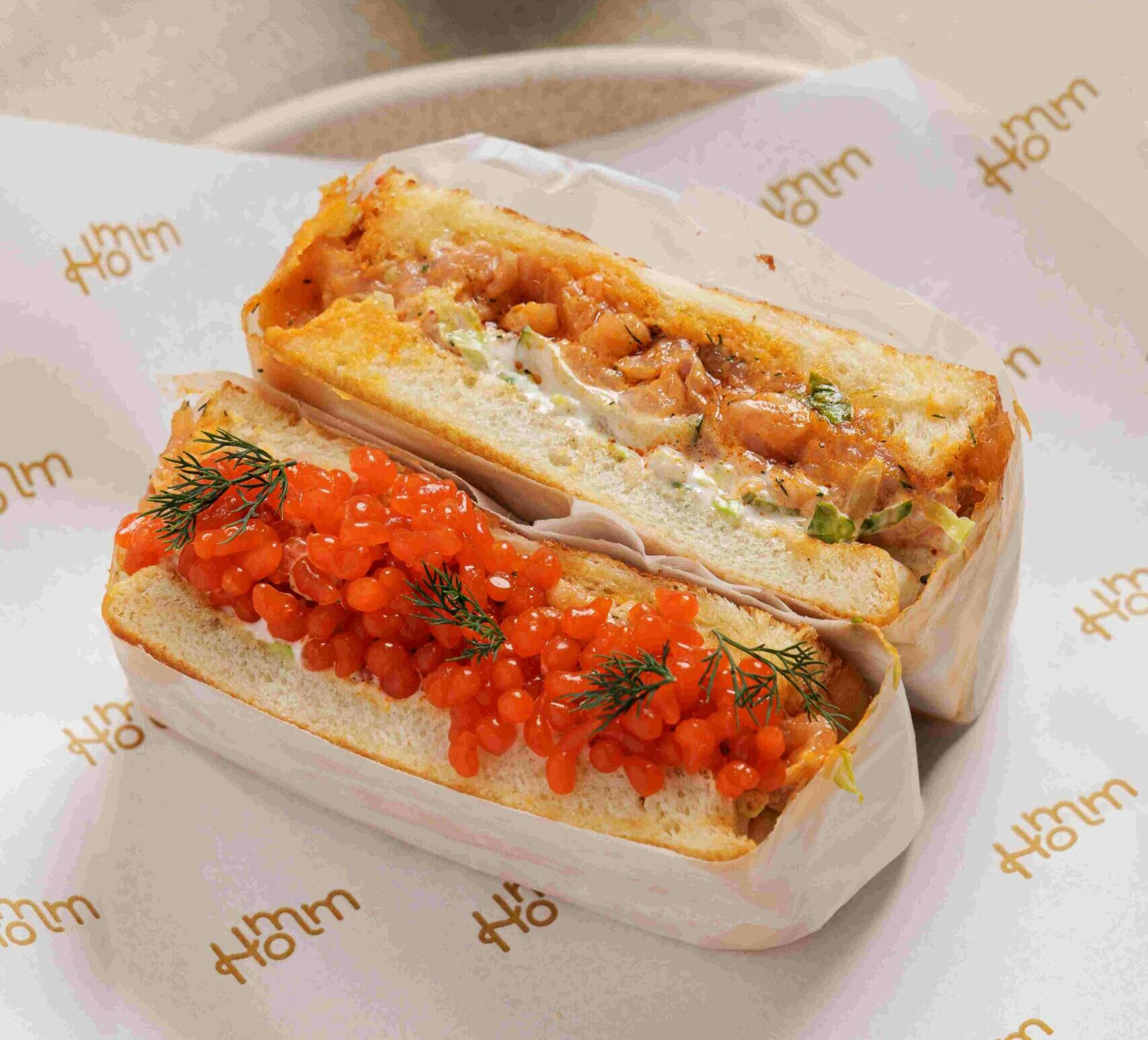 Sriracha-salmon-sando-homm