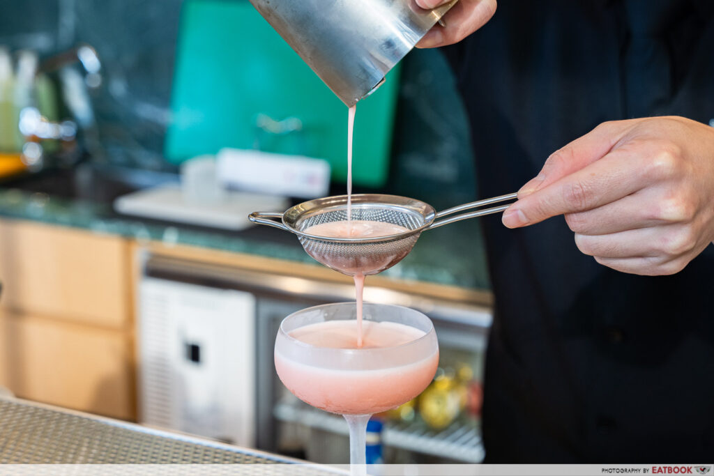 cocktail-bar-din-tai-fung-prep