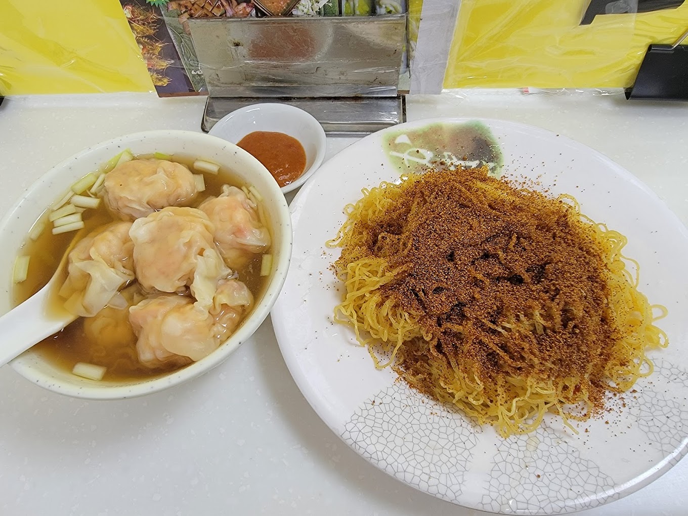 mak-man-kee-noods