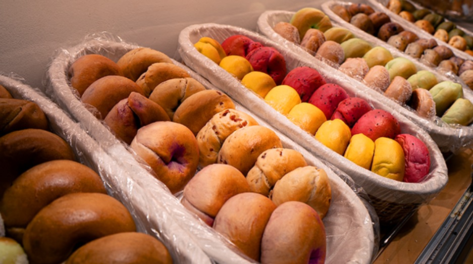 pawa-bakery-bagel-lineup
