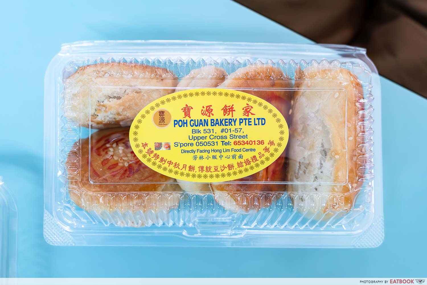 tau-sar-piah-poh-guan-cake-house-flatlay