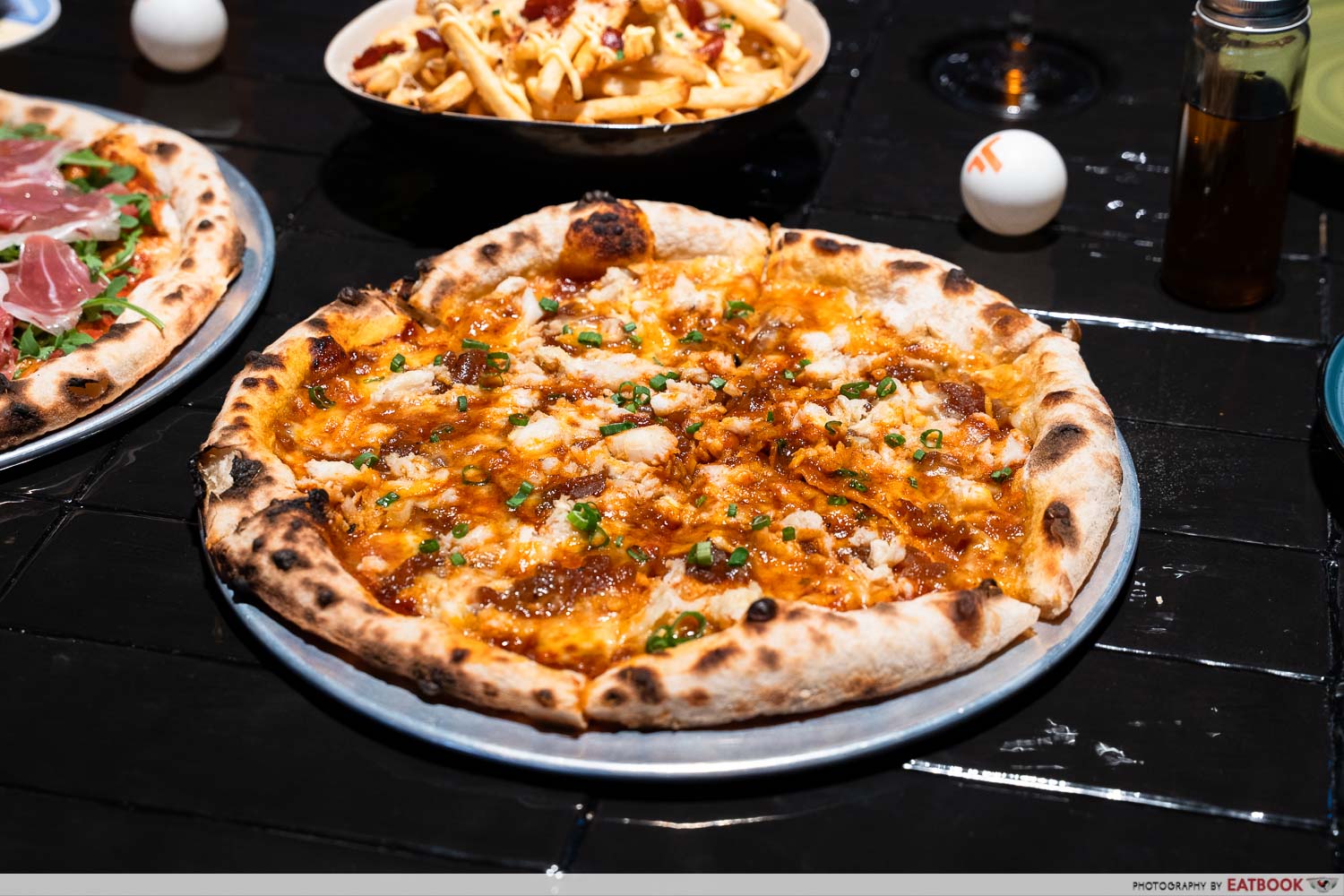top-table-chilli-crab-pizza