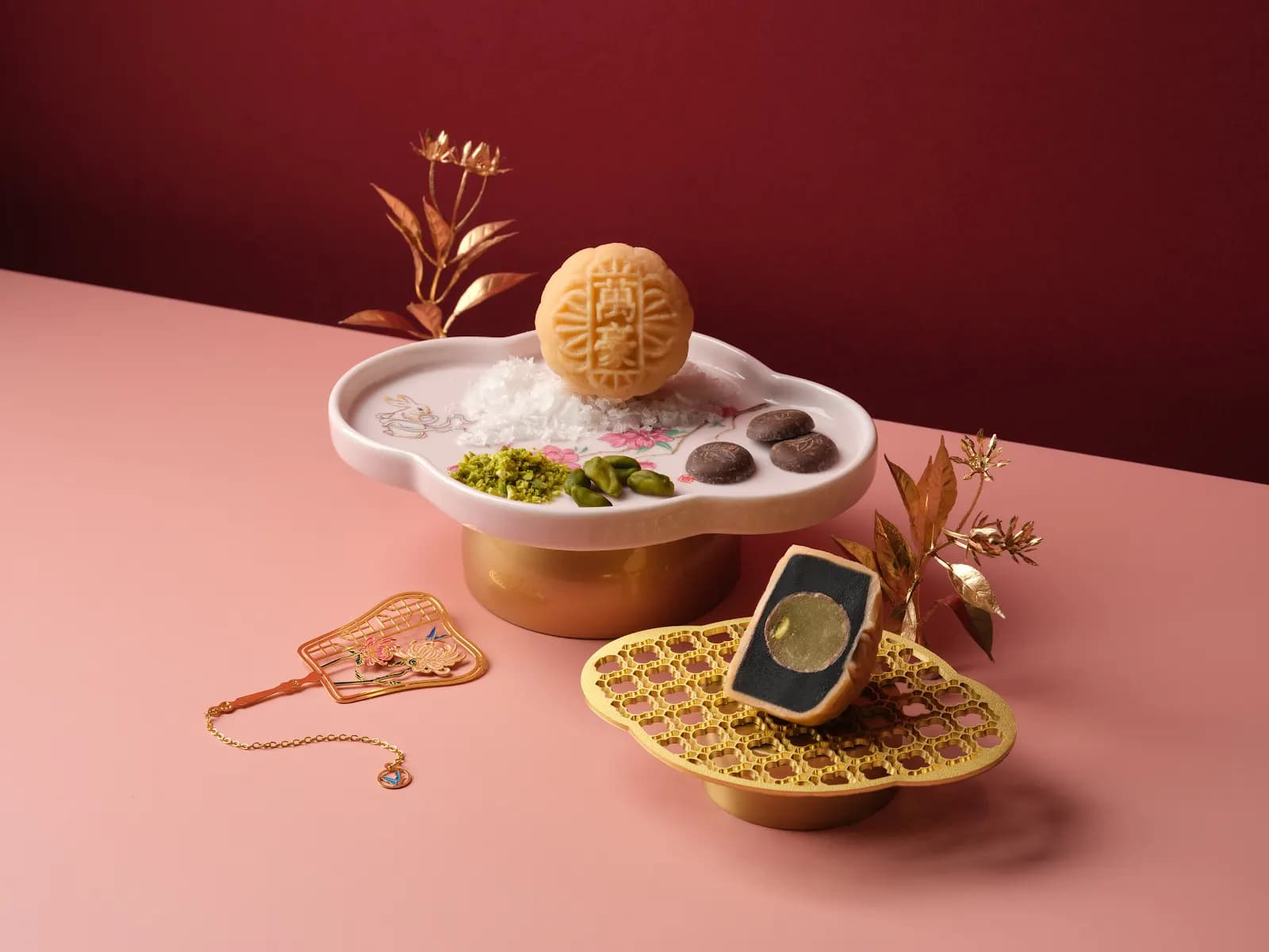 Singapore Marriott Tang Plaza Hotel mooncakes mid autumn festival