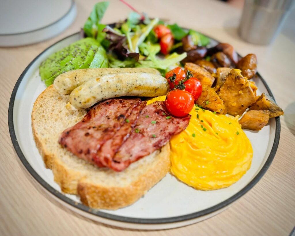 dutch-colony-breakfast