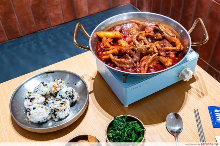 hankang-pocha-city-square-mall-spicy-chicken-feet-tteokbokki-pot-establishment