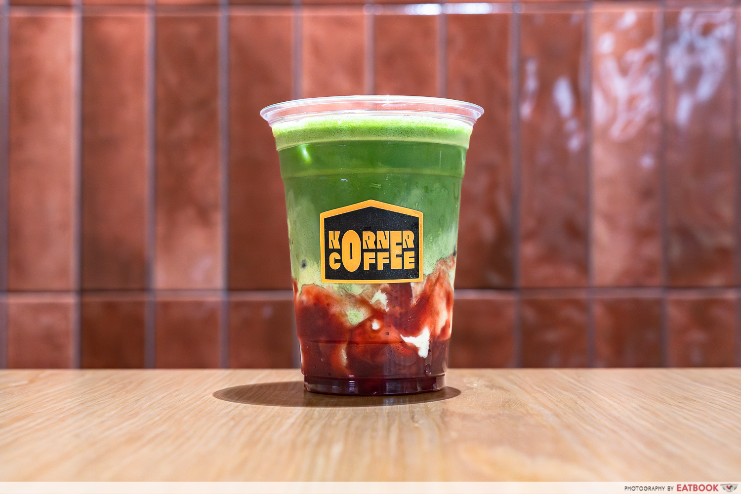 iced-strawberry-matcha-korner-coffee-hankang-pocha-city-square-mall-establishment