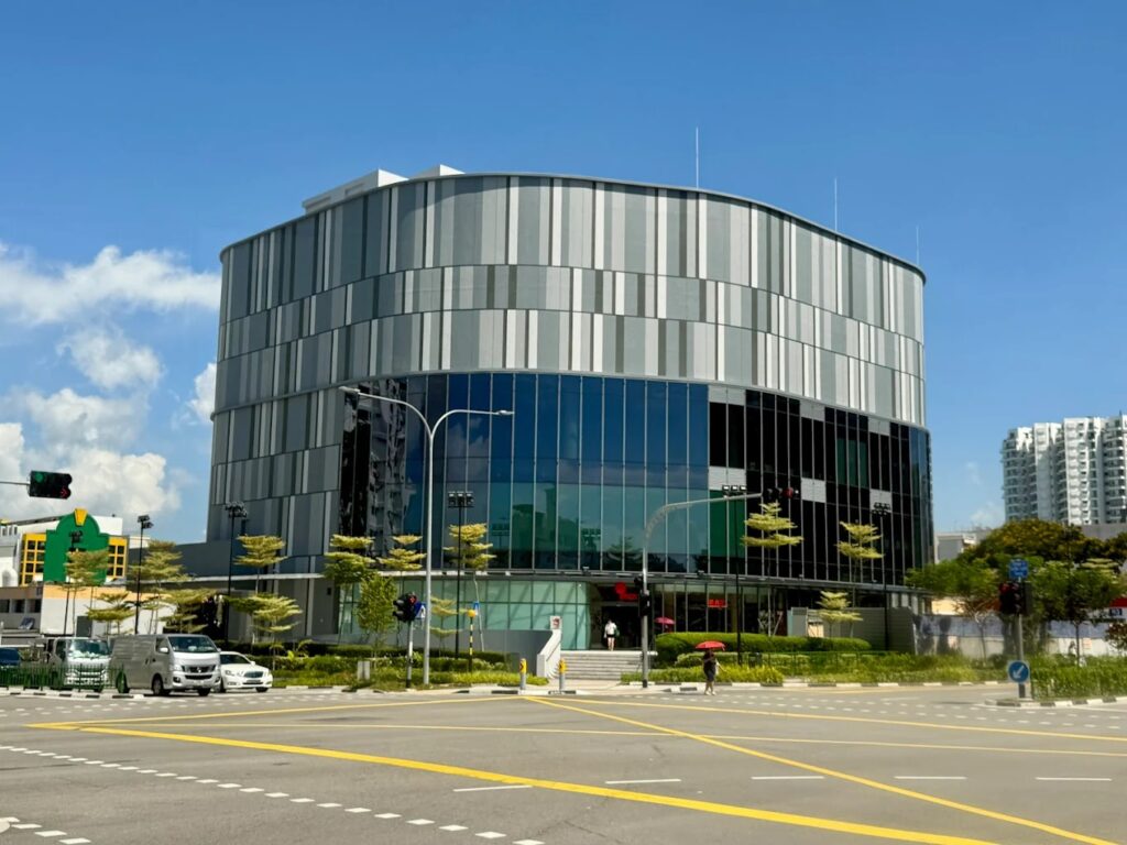 imall-storefront-facade