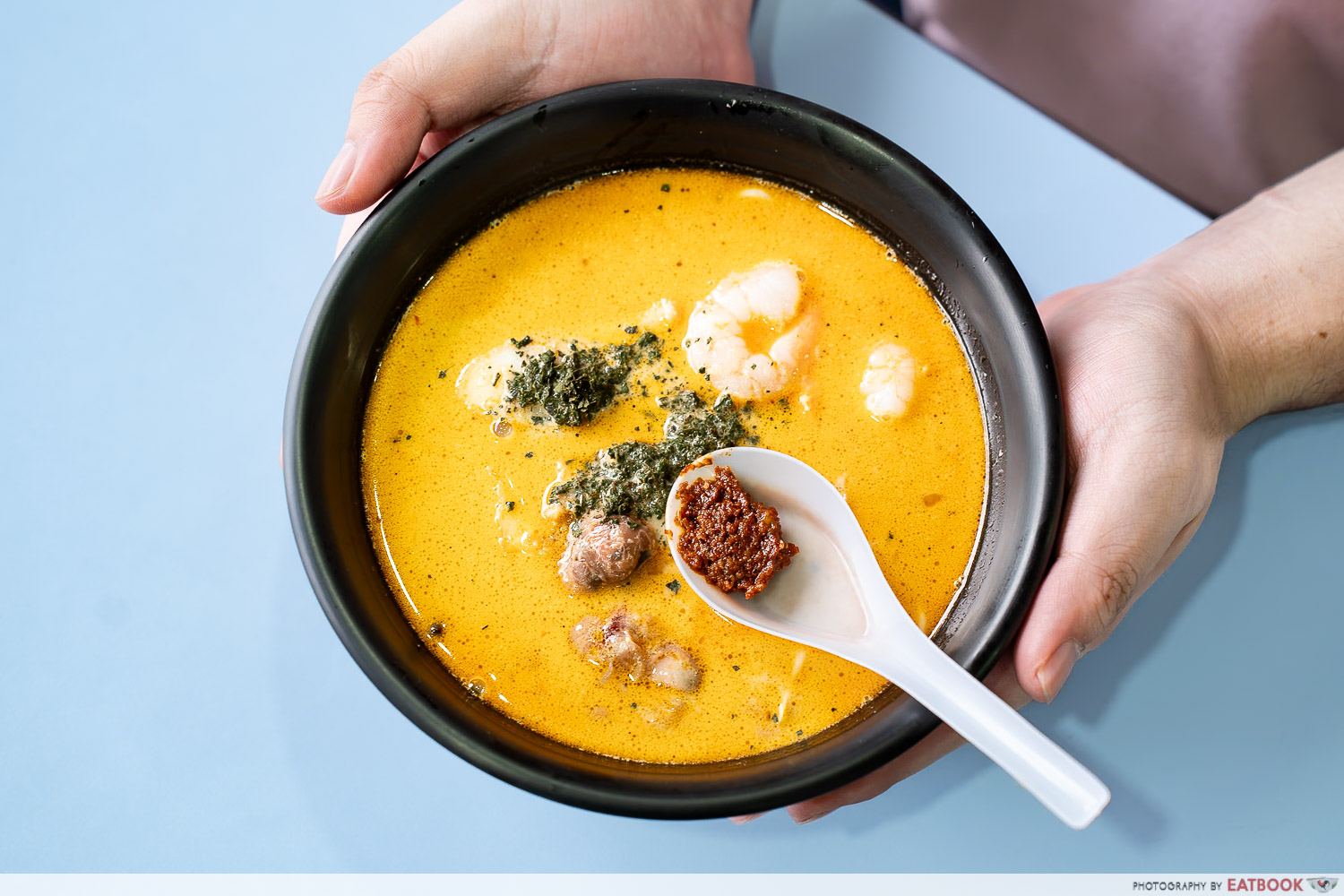 laksa-ranked-terry-bowl-hold