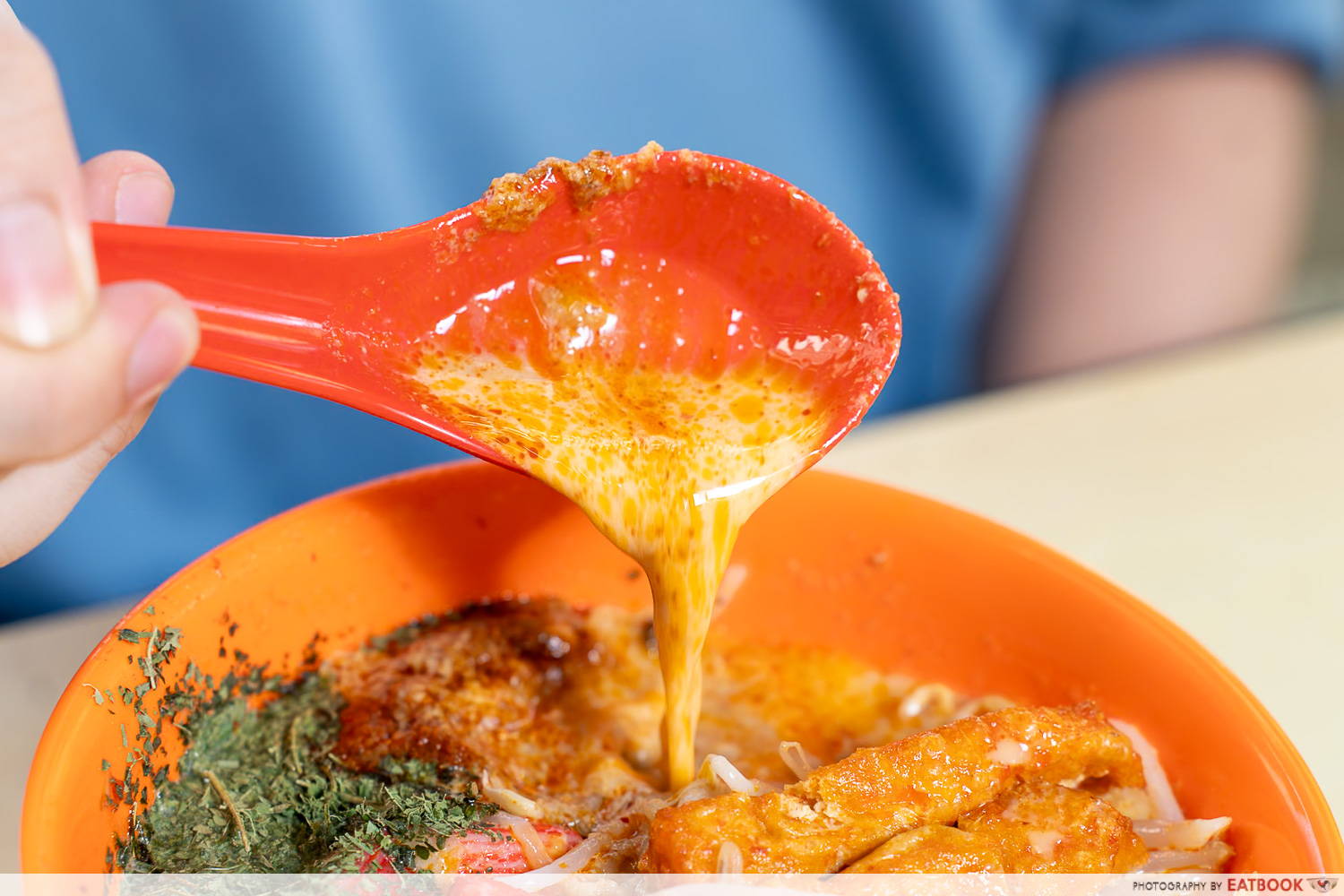 laksa-ranked-yishun-broth-pour-spoon