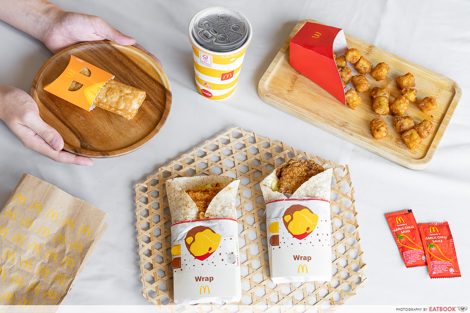 mcdonalds-spicy-tomato-wrap-flatlay