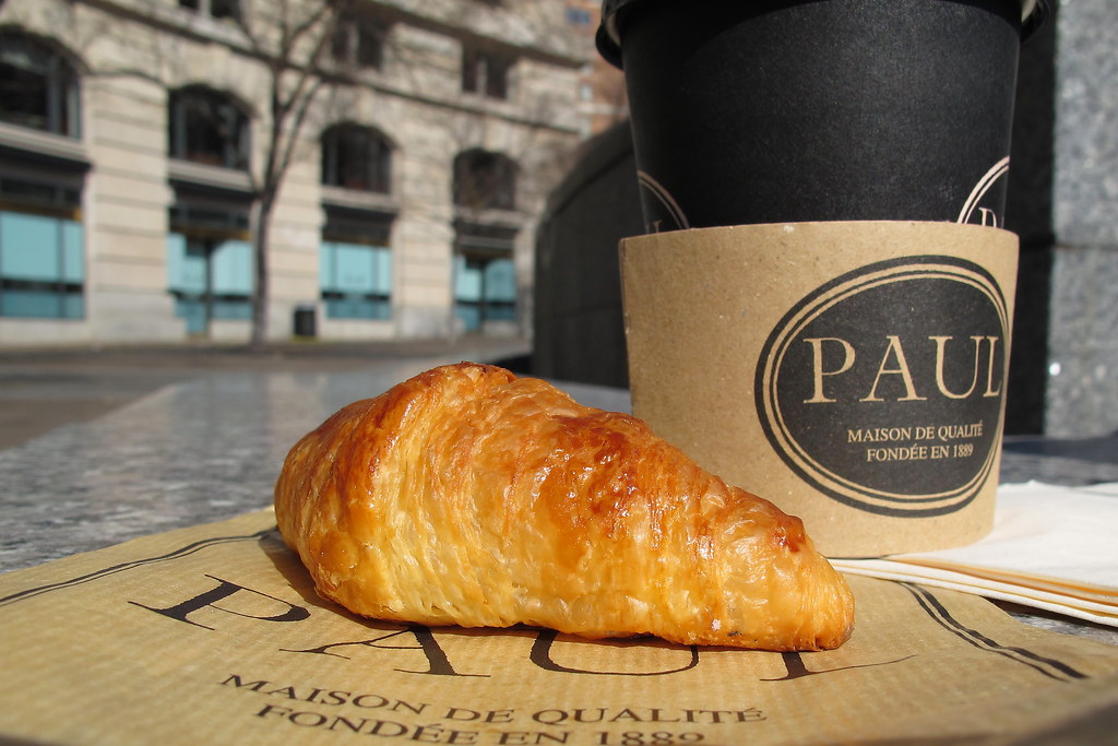 paul-bakery-mini-croissants-3