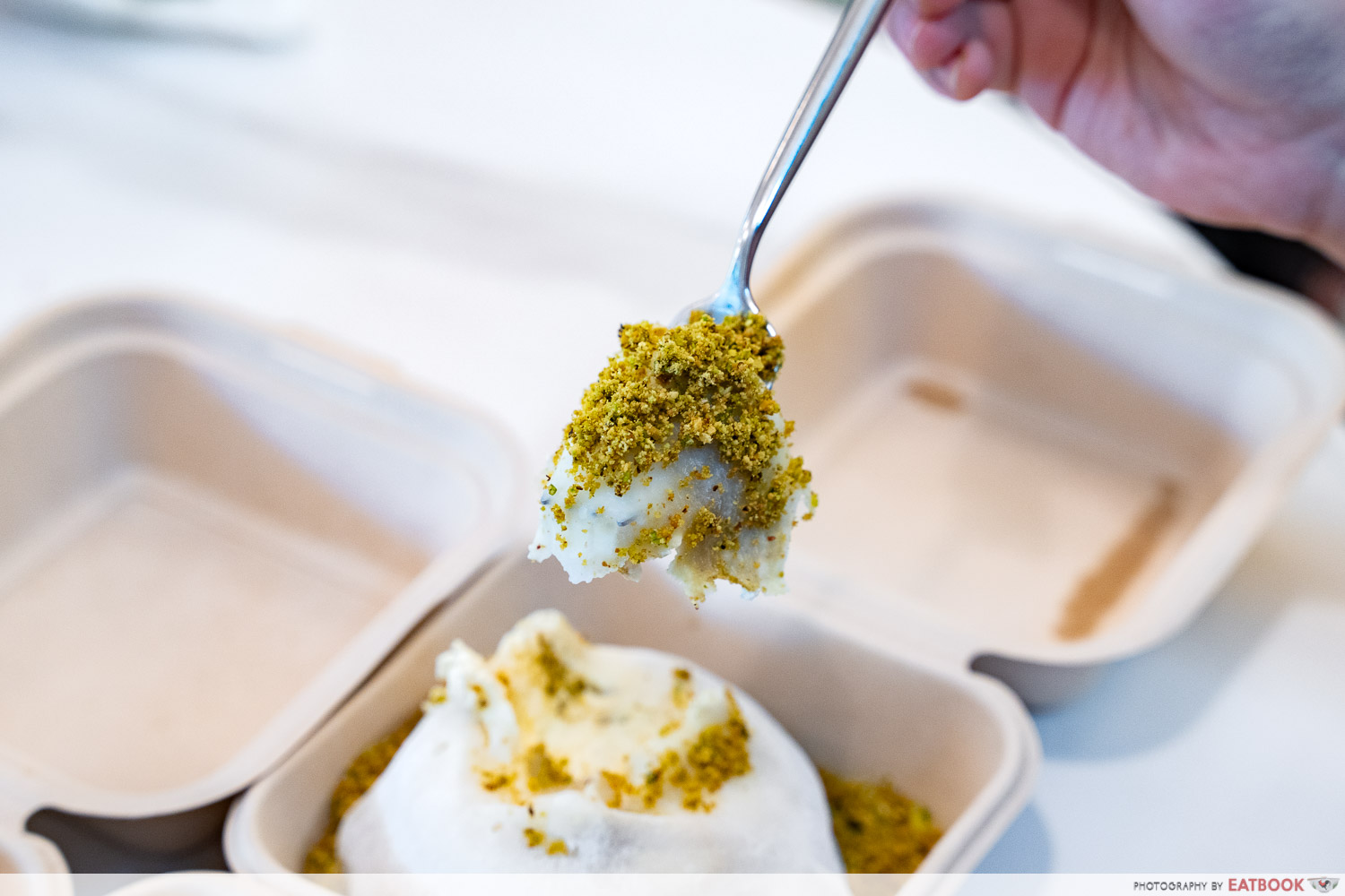 sweedy-mochi-pistachio-scoop