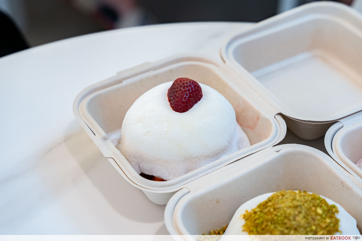 sweedy-mochi-strawberry
