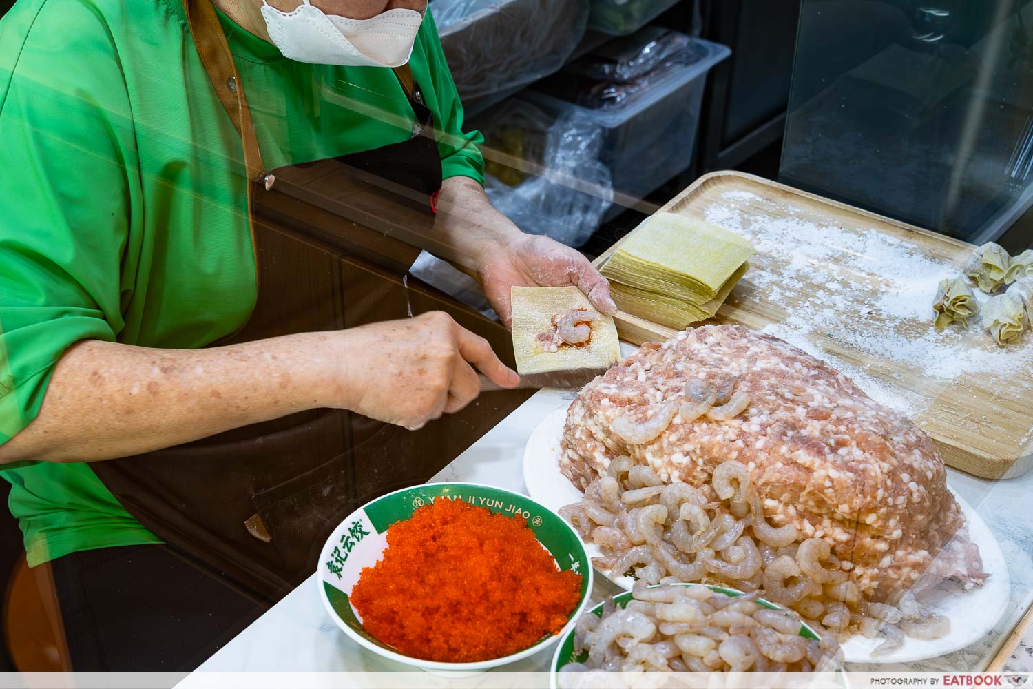 yuen-kee-dumpling-prep
