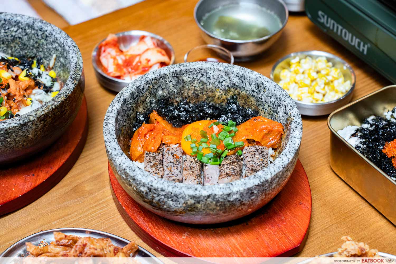 Kimchi-Mama-chicken-hotstone-rice