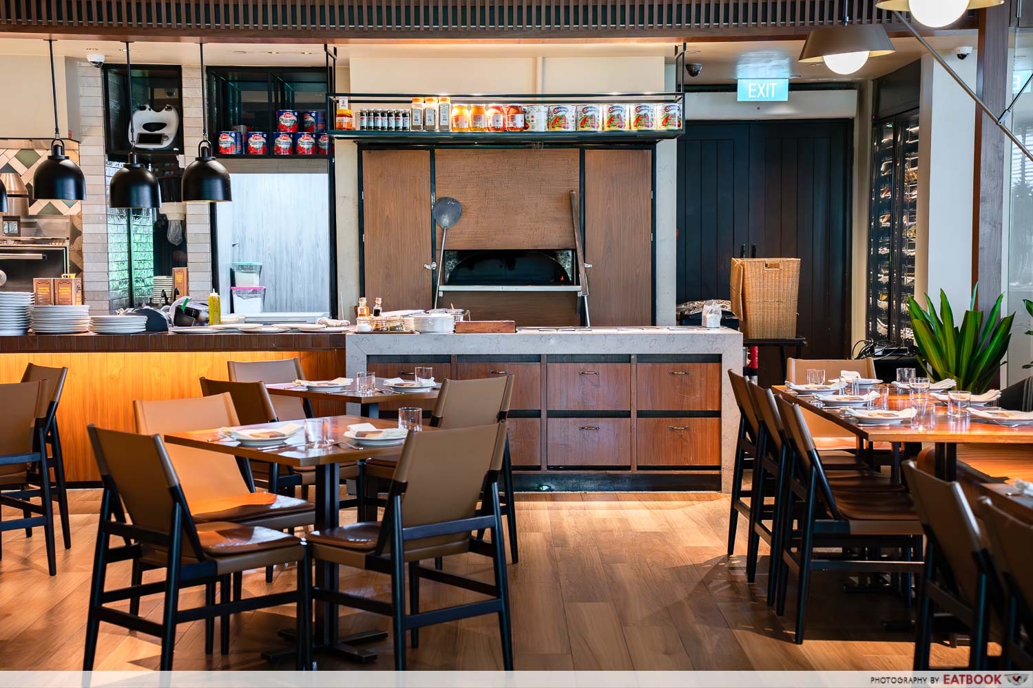 Osteria-Mozza-interior