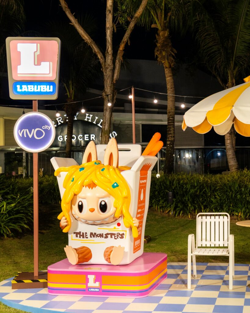 VivoCity-Labubu-mini-market-2
