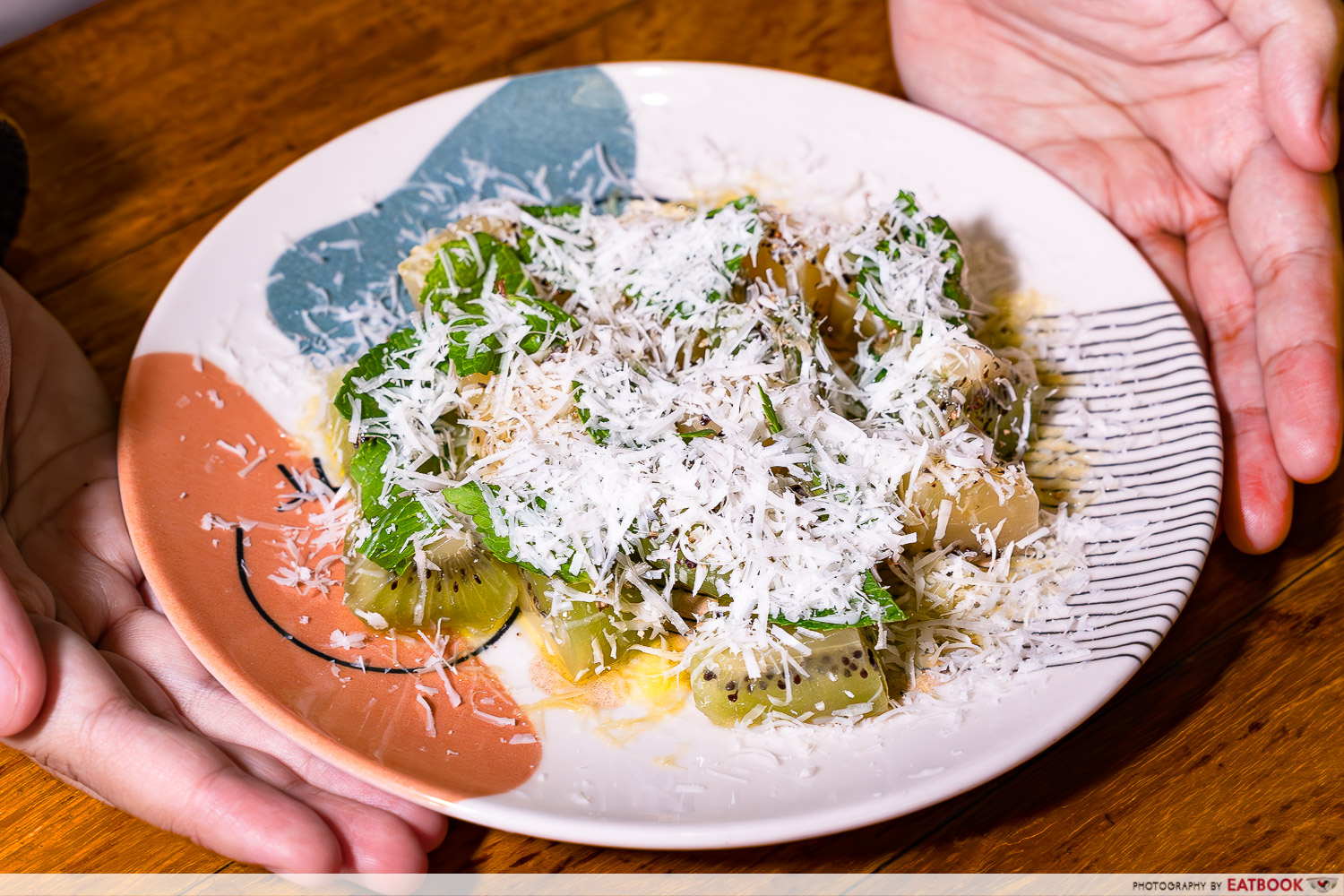 green-n'-gold-kiwi-percorino-black-pepper-mint-artichoke-interaction-establishment