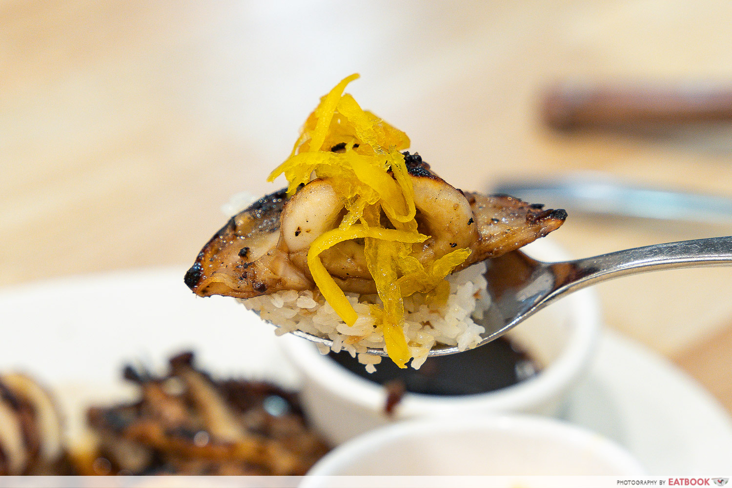 inihaw-na-pusit-gerry's-grill-singapore-interaction-spoon