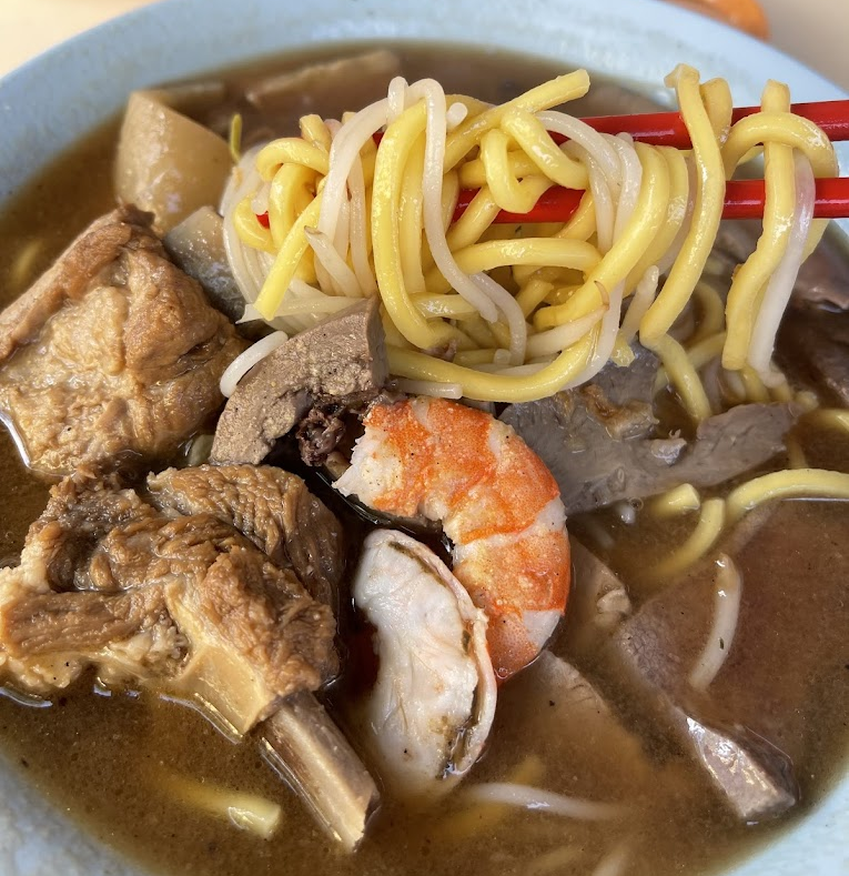 middle-road-pork-ribs-prawn-mee-mix