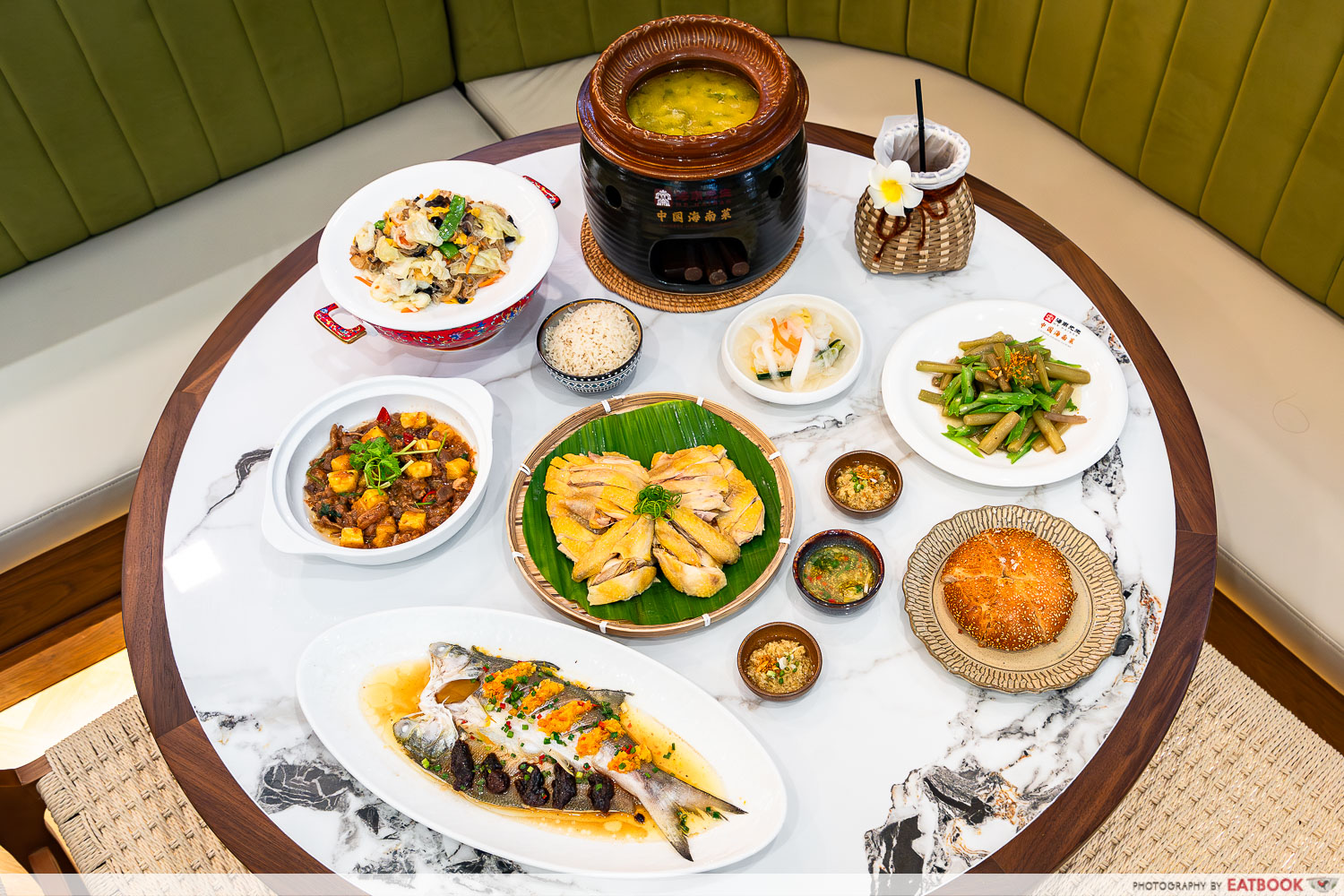 mr-hainan-flatlay