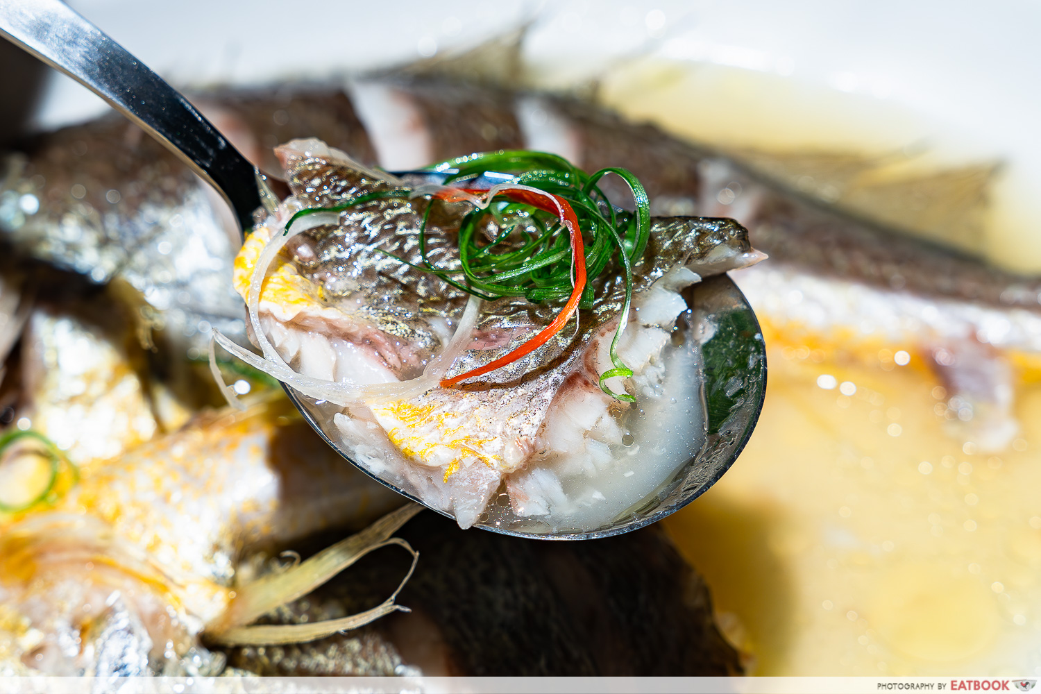 steamed-yellow-croaker-longjing-suntec-city-interaction