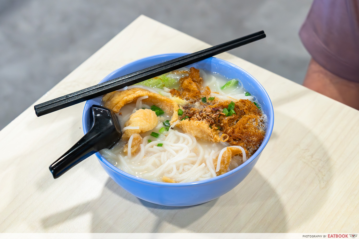 t2-canteen-fish-soup-food
