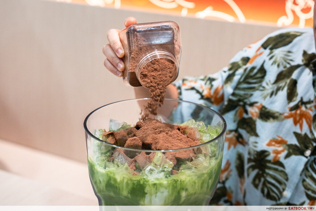 wong-fu-fu-milo-matcha-pour