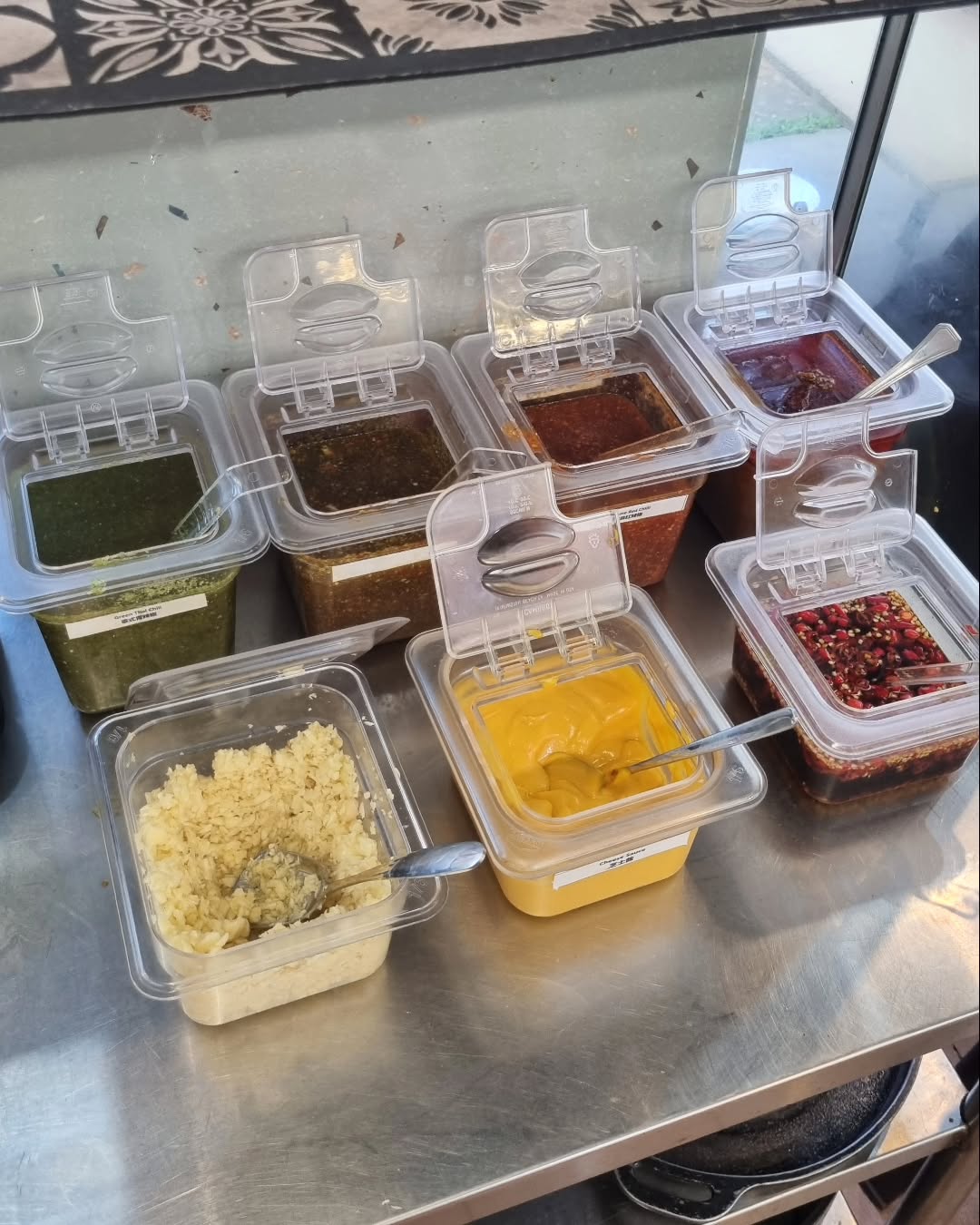 131-Mookata-sauce-bar