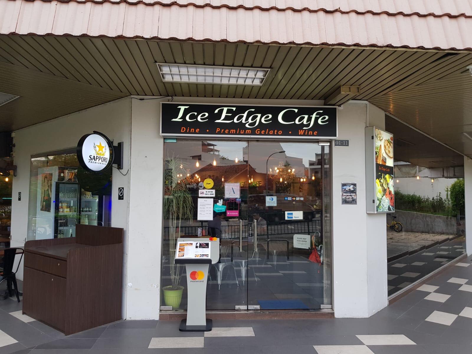 alkove-ice-edge
