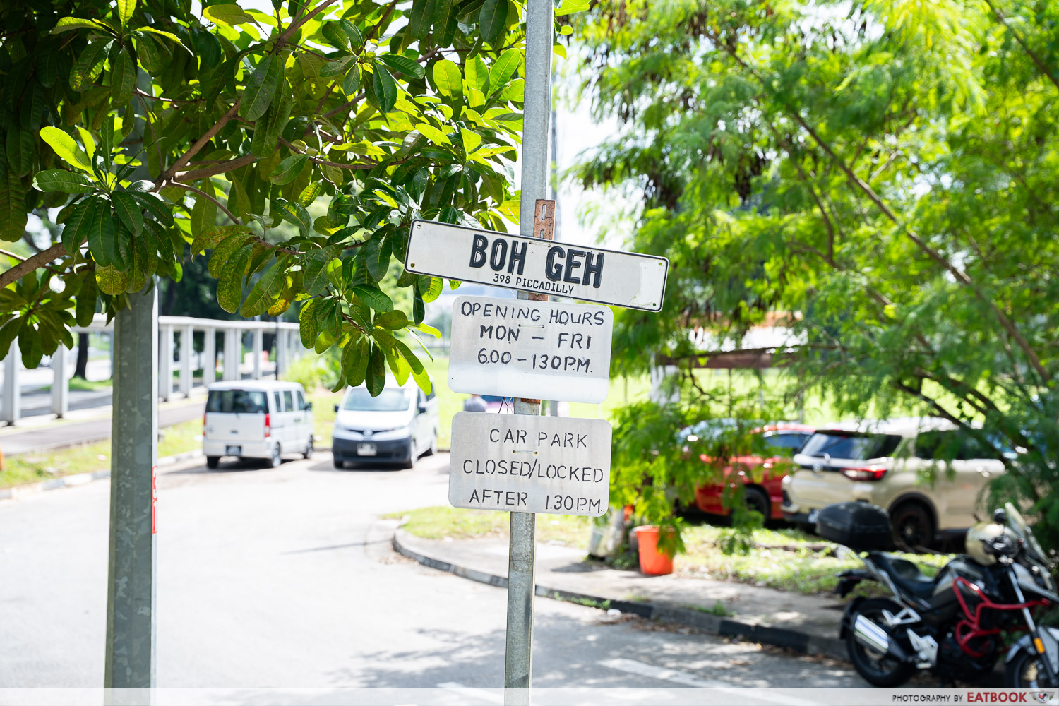 boh-geh-uncle-canteen-sign