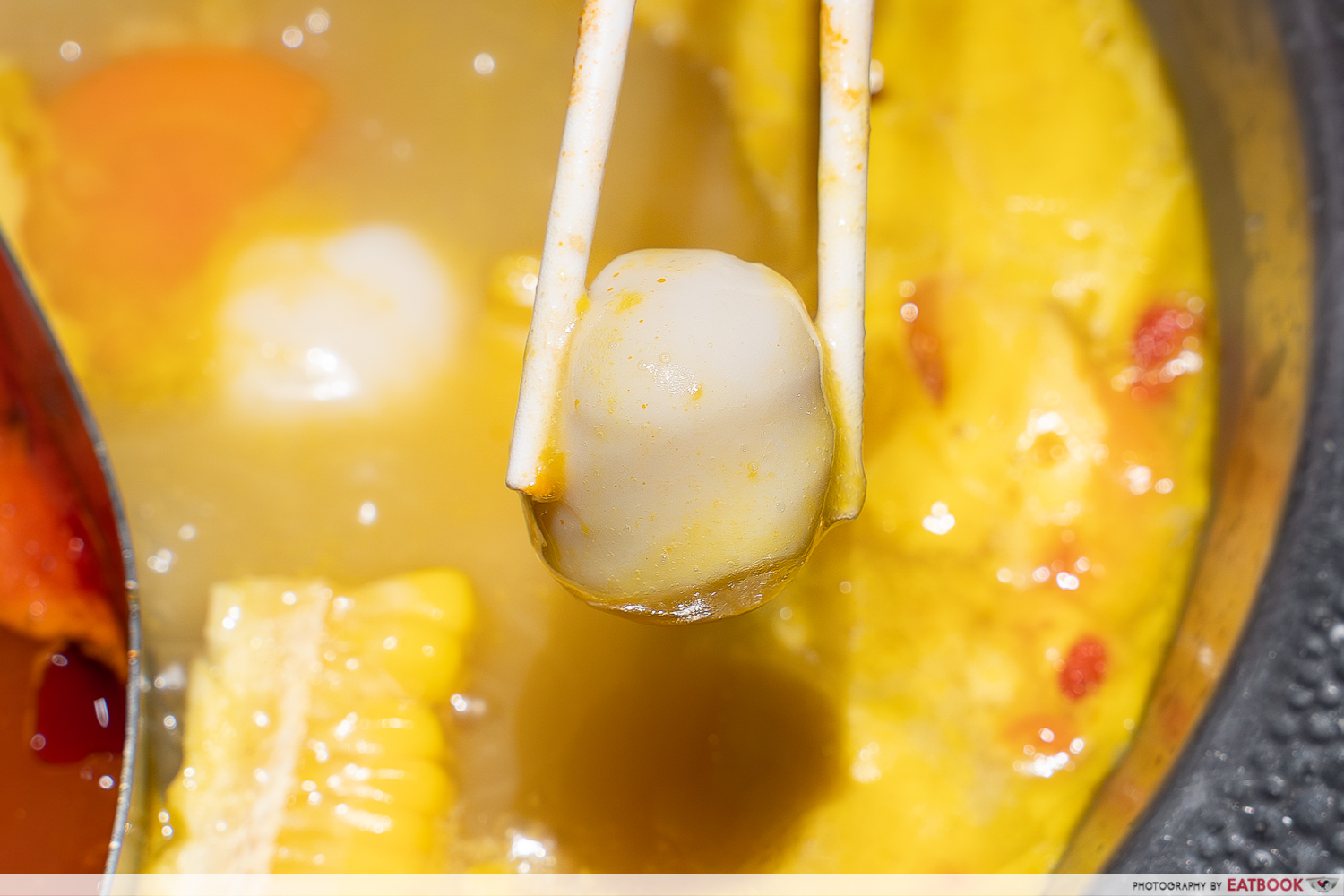 hi-hot-pot-salted-egg-filled-fish-balls-interaction